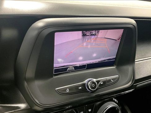 Used 2022 Chevrolet Camaro LT RWD image 19