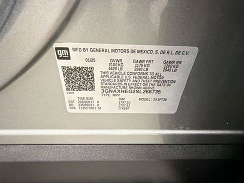 Used 2025 Chevrolet Equinox LT FWD image 18