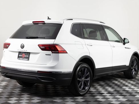 Used 2024 Volkswagen Tiguan SE AWD/4WD image 7