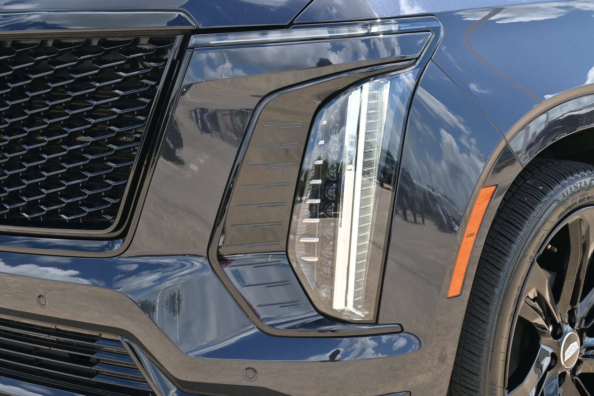 Certified 2026 Cadillac Escalade Sport w/ Touring Package AWD/4WD image 26