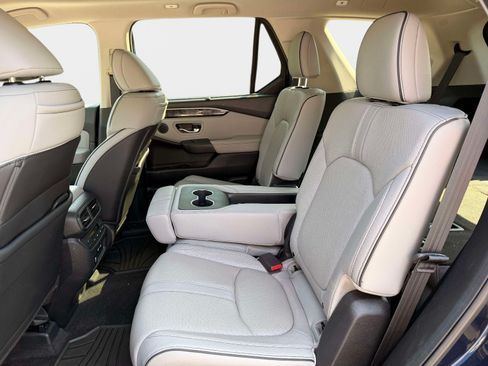 Used 2023 Honda Pilot Elite image 20