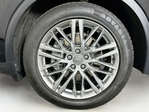 Used 2023 Acura MDX SH-AWD w/ Advance Package image 11