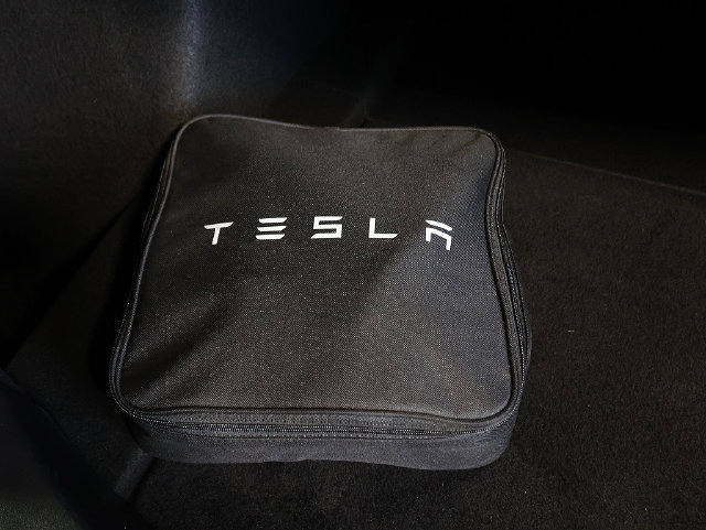 Used 2020 Tesla Model 3 Standard Range Plus RWD image 27