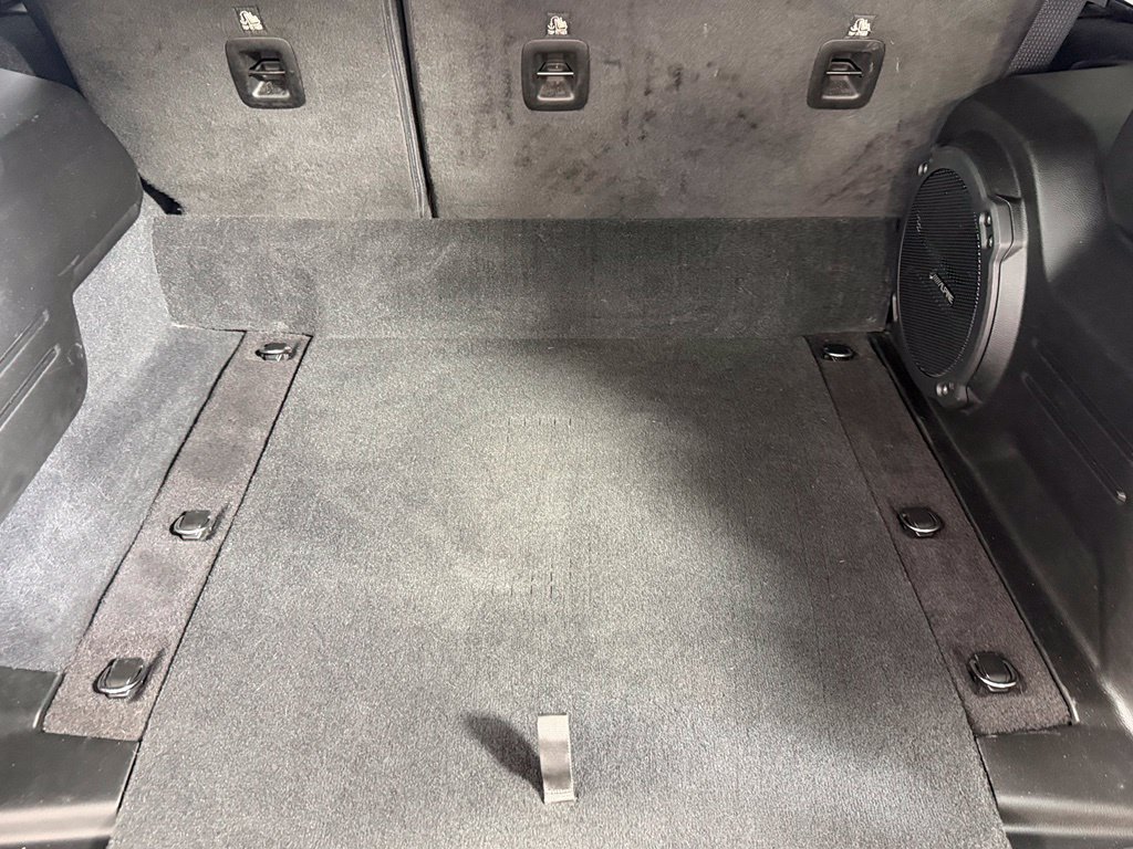 Used 2024 Jeep Wrangler Unlimited Rubicon 4xe AWD/4WD image 15