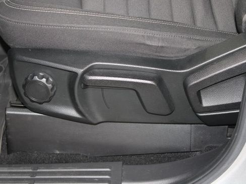 Used 2019 Ford Ranger XLT w/ Equipment Group 301A Mid RWD image 23