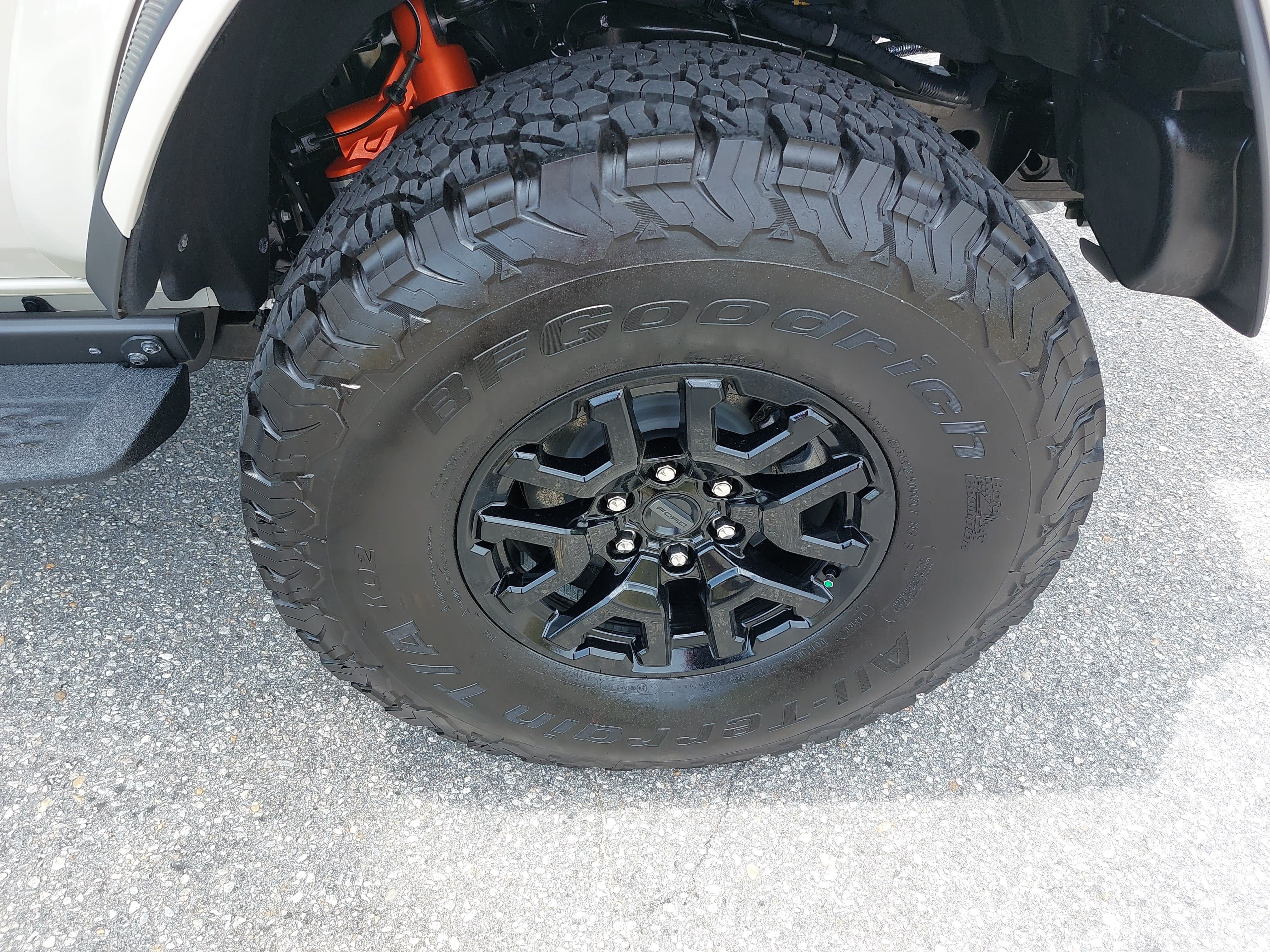 New 2026 Ford Bronco Raptor AWD/4WD image 34
