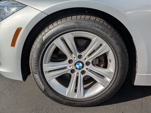Used 2016 BMW 328i Sedan RWD image 24
