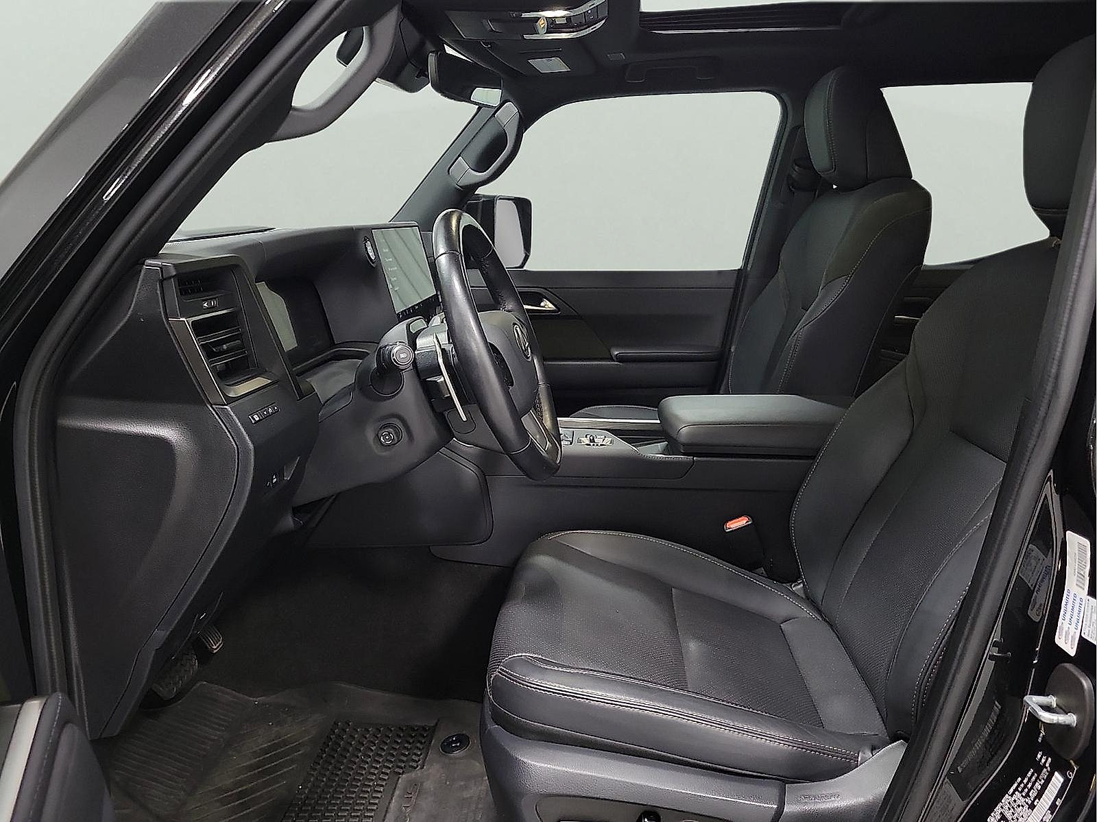 Used 2024 Lexus GX 550 AWD/4WD image 11