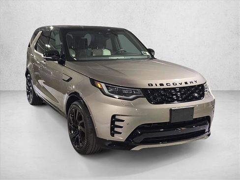 Used 2023 Land Rover Discovery S R-Dynamic AWD/4WD image 3