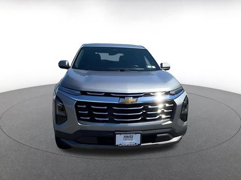 Used 2025 Chevrolet Equinox LT FWD image 4