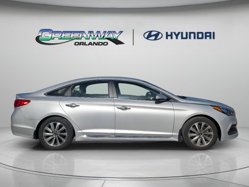 Used 2016 Hyundai Sonata Sport w/ Option Group 02 FWD image 8