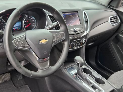Used 2024 Chevrolet Equinox LT FWD image 8