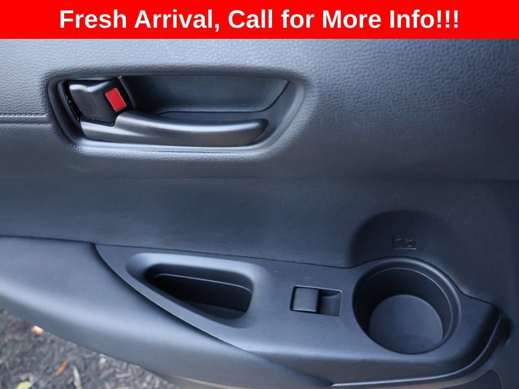 Used 2024 Toyota Corolla Cross AWD Hybrid image 14