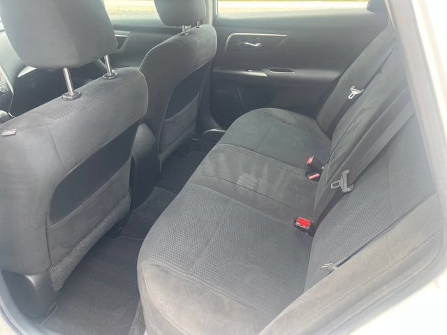 Used 2015 Nissan Altima 2.5 SV FWD image 19