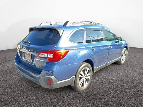 Used 2019 Subaru Outback 2.5i Limited AWD/4WD image 3
