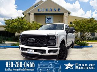 Used 2025 Ford F250 XLT w/ Black Appearance Package AWD/4WD video 1
