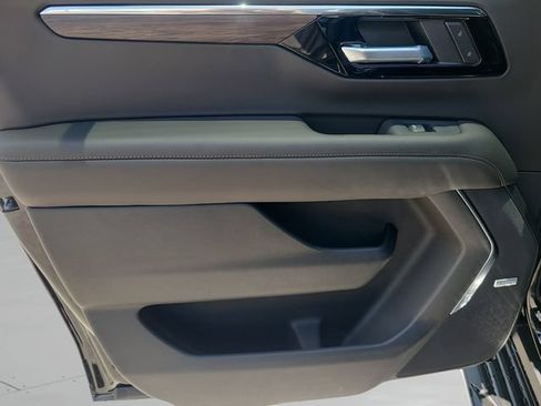 New 2026 Chevrolet Suburban LT w/ Comfort Package RWD image 16