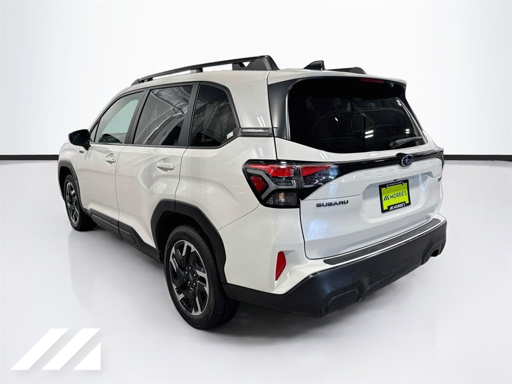 Used 2025 Subaru Forester Premium AWD/4WD image 7