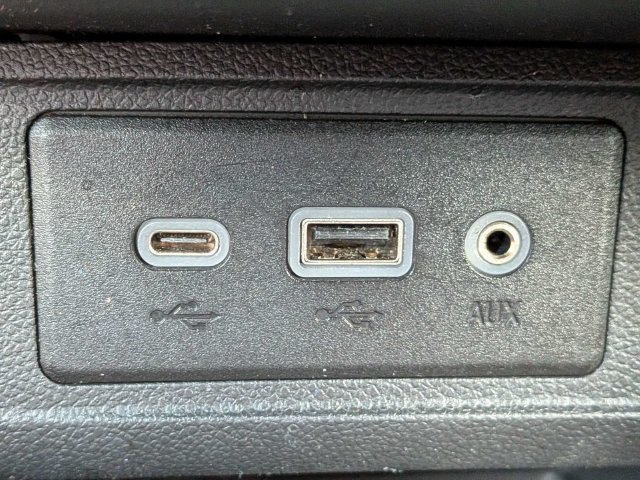 Used 2021 Buick Encore GX Select FWD image 22