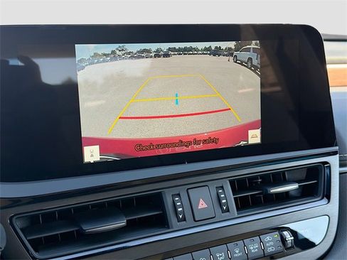 New 2025 Lexus ES 350 w/ Premium Package image 34