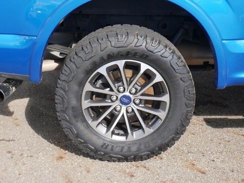 Used 2019 Ford F150 XLT w/ Equipment Group 302A Luxury image 13