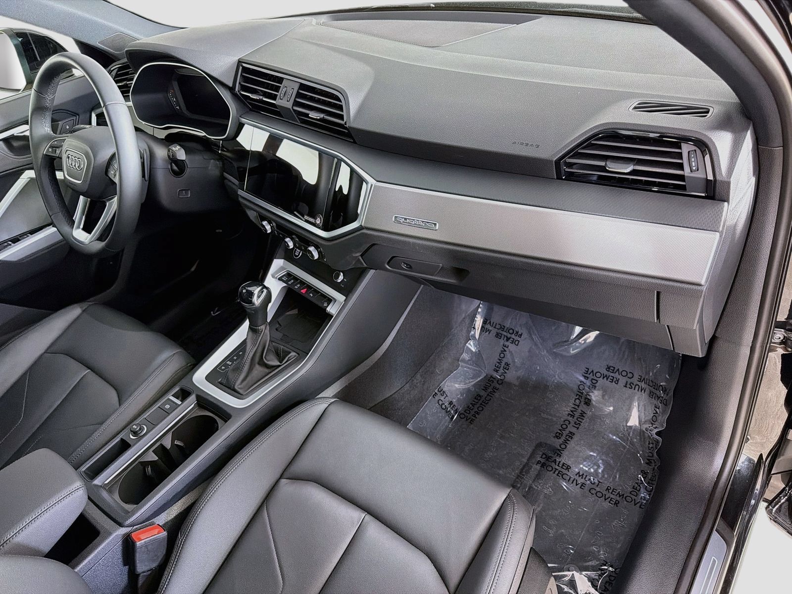 Certified 2025 Audi Q3 2.0T Premium w/ Convenience Package AWD/4WD image 29