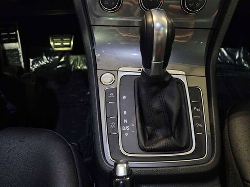 Used 2017 Volkswagen Golf Alltrack SE image 30