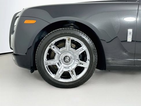 Used 2012 Rolls-Royce Ghost RWD image 17