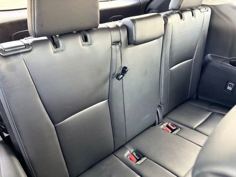 Used 2022 Toyota Highlander Platinum image 16