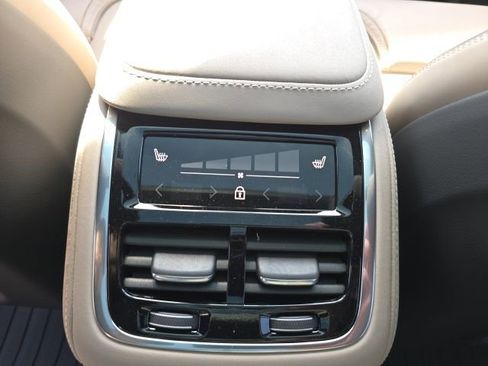 New 2026 Volvo XC90 T8 Ultra w/ Protection Package Premier AWD/4WD image 21