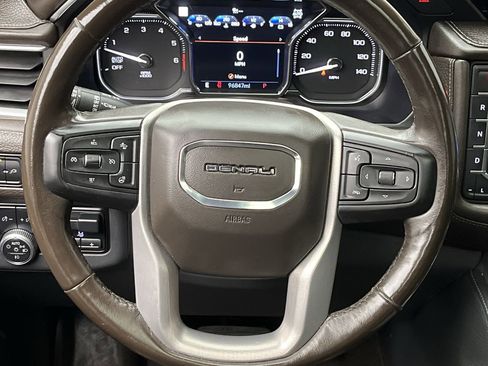 Certified 2021 GMC Yukon Denali w/ Denali Premium Package AWD/4WD image 18
