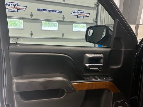 Used 2017 Chevrolet Silverado 1500 LTZ w/ Sport Package AWD/4WD image 16