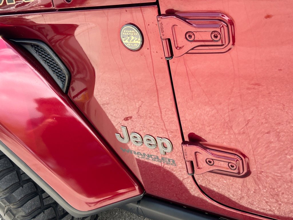 Used 2022 Jeep Wrangler Unlimited Rubicon w/ Trailer Tow Package AWD/4WD image 15