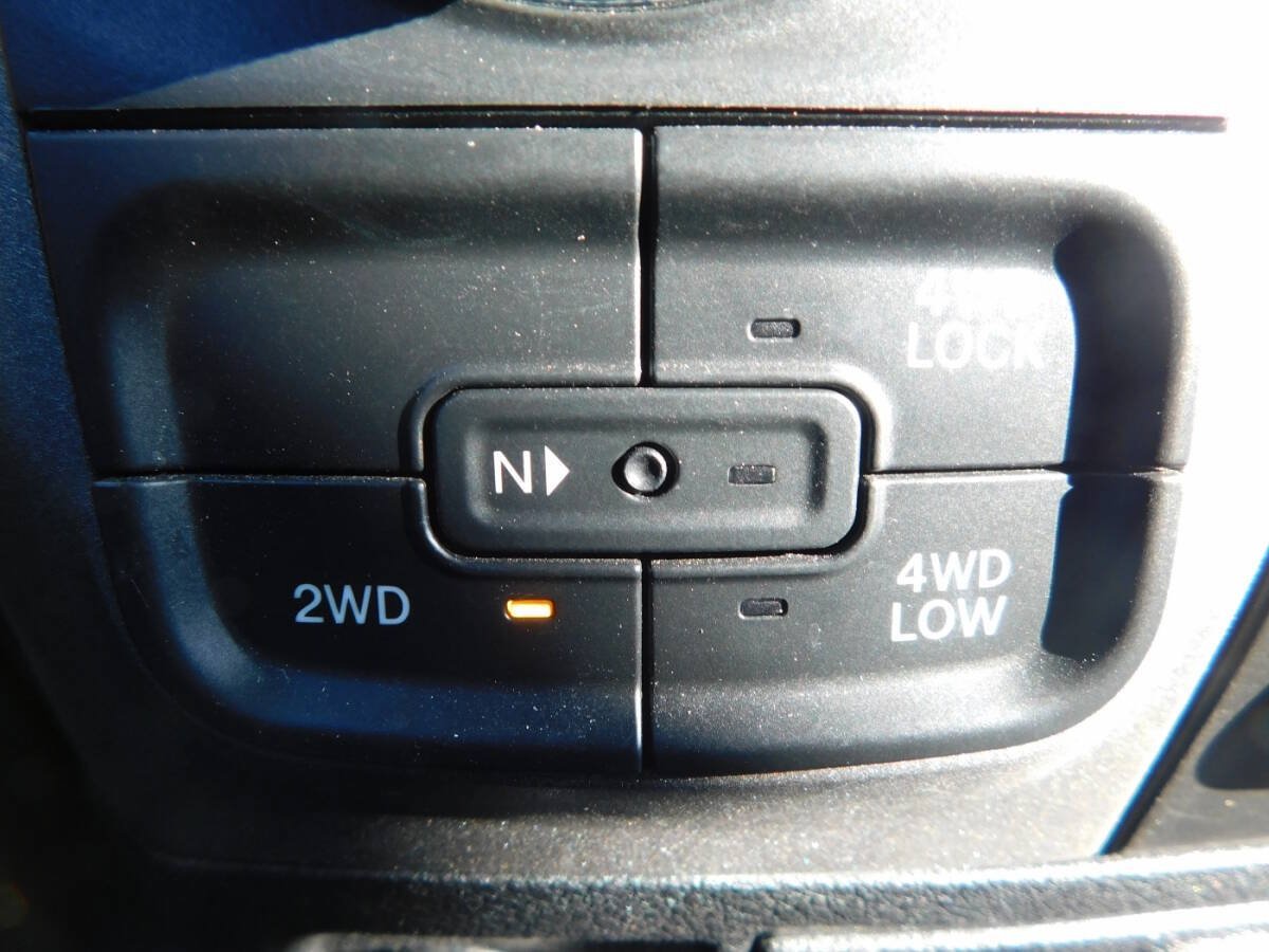 Used 2018 RAM 1500 Tradesman w/ Popular Equipment Group AWD/4WD image 15