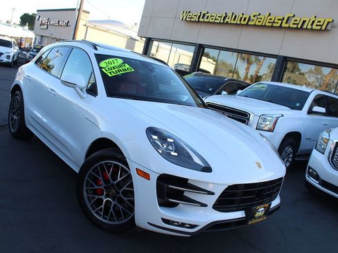 Used 2017 Porsche Macan Turbo AWD/4WD image 42