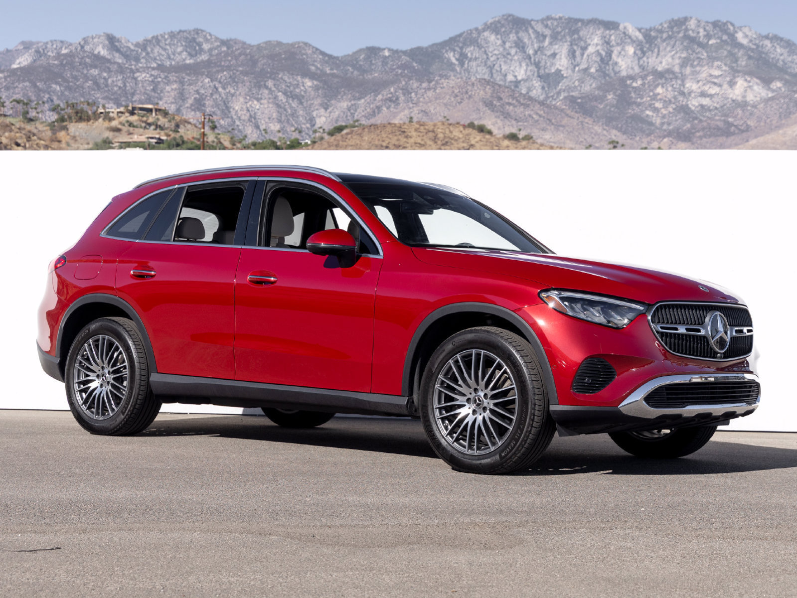 Certified 2026 Mercedes-Benz GLC 300 image 8