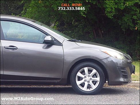 Used 2010 MAZDA MAZDA3 i Touring image 30