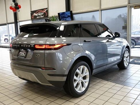Used 2020 Land Rover Range Rover Evoque SE image 18