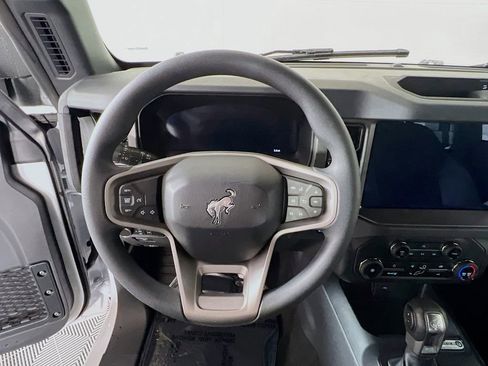 New 2026 Ford Bronco 2-Door image 7