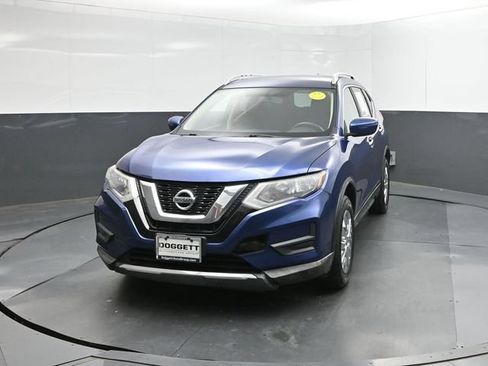 Used 2017 Nissan Rogue SV AWD/4WD image 22