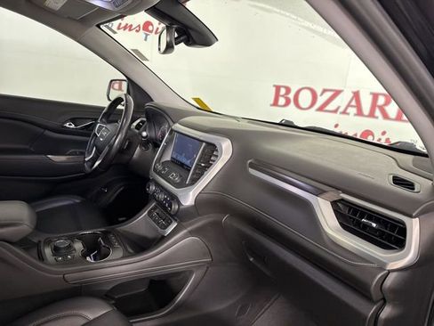 Used 2021 GMC Acadia SLT w/ Premium Package image 17