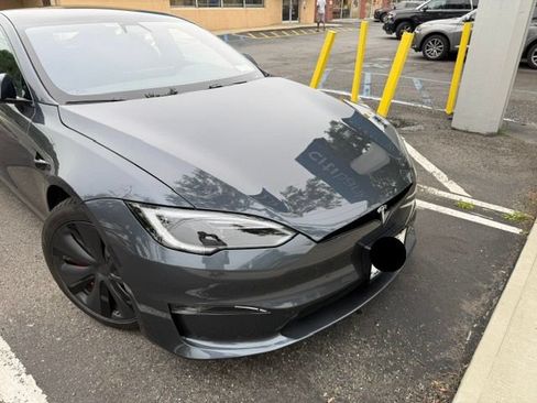 Used 2022 Tesla Model S AWD/4WD image 1
