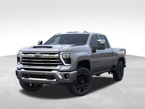 New 2026 Chevrolet Silverado 2500 LTZ w/ LTZ Premium Package AWD/4WD image 6