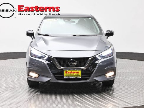 Used 2021 Nissan Versa SR FWD image 2