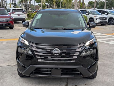 New 2026 Nissan Rogue SV FWD image 6