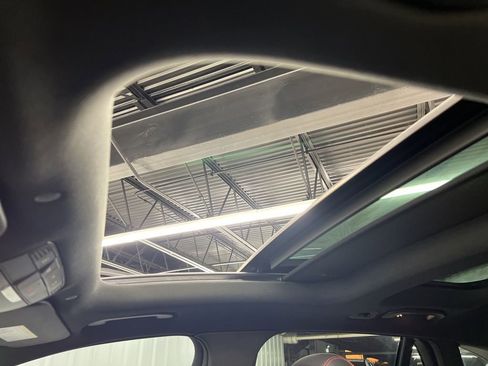 Used 2022 Mercedes-Benz GLC 43 AMG GLC 43 AMG image 22