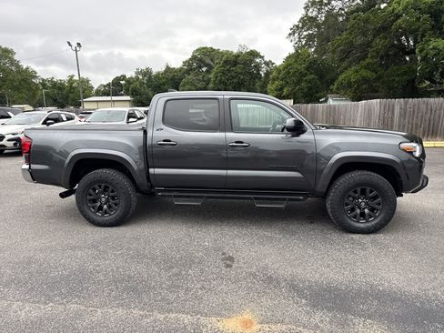 Used 2023 Toyota Tacoma SR5 RWD image 6
