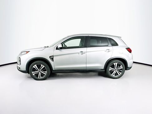 Used 2025 Mitsubishi Outlander Sport AWD image 4