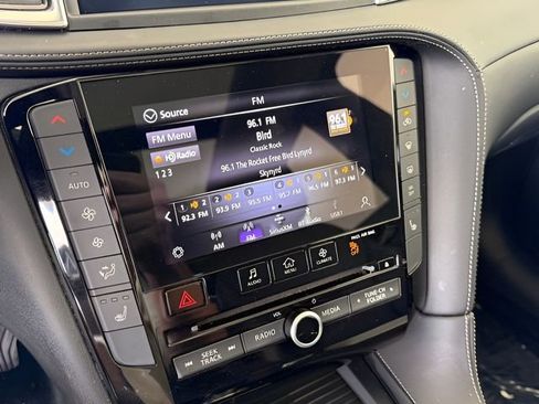 Used 2022 INFINITI QX50 Luxe image 24