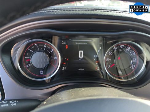 Used 2023 Dodge Challenger SXT w/ Plus Package image 17